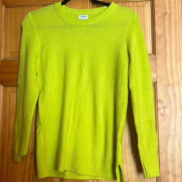Brand new bright lemon lime sweater - Picture 1 of 2
